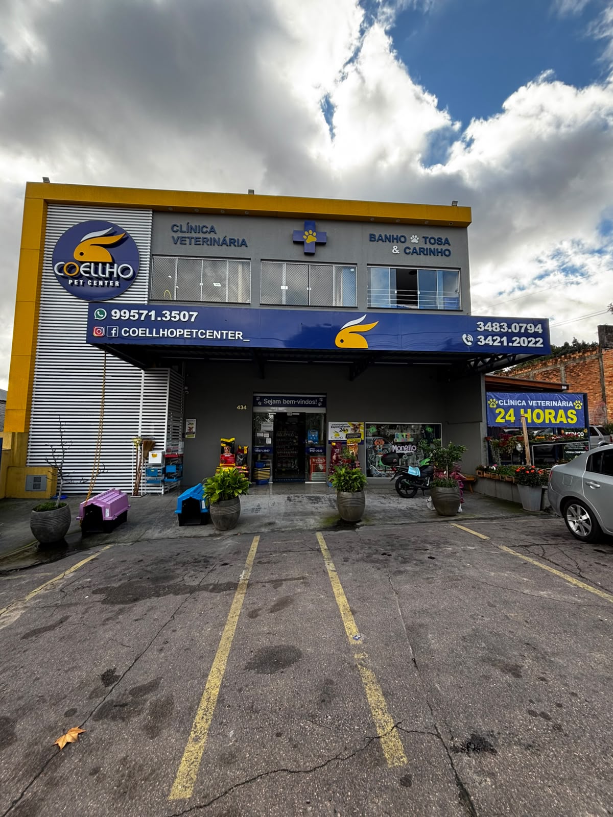 Fachada da Coellho Pet Center