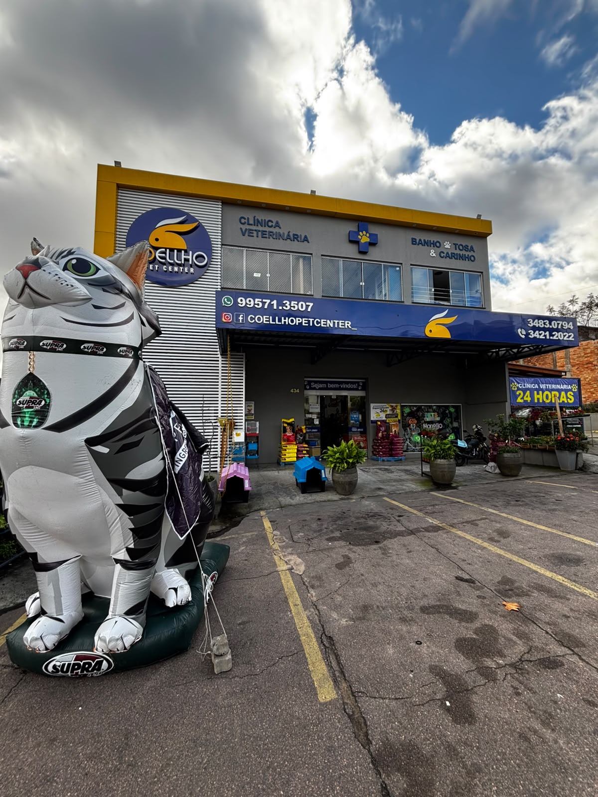 Entrada da Coellho Pet Center em Alvorada